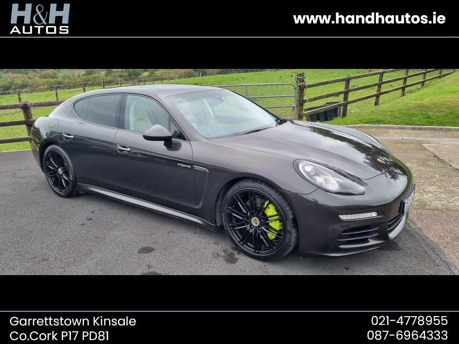 2015 Porsche Panamera S E-HYBRID TIPTRONIC €51,950