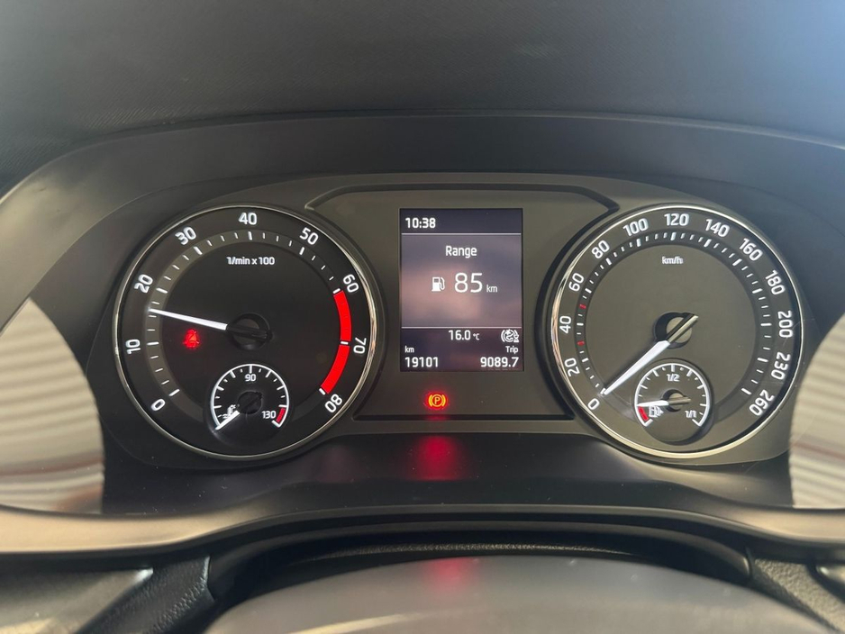 2024 Skoda Octavia - image 9