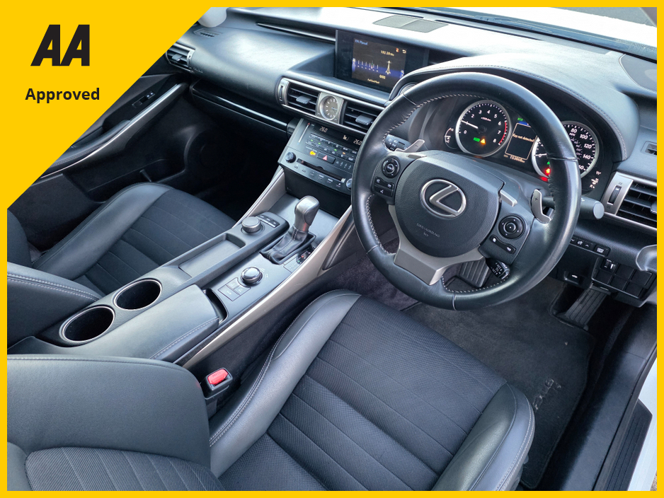 2014 Lexus IS 300 h * 2.5 PETROL/HYBRID * NEW NCT €13,900