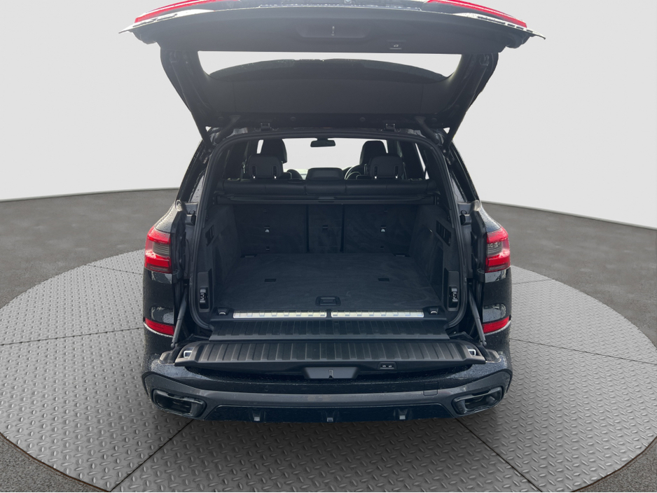 2021 BMW X5 2021 BMW X5 XDrive 45e M Sport Black Edition €49,950