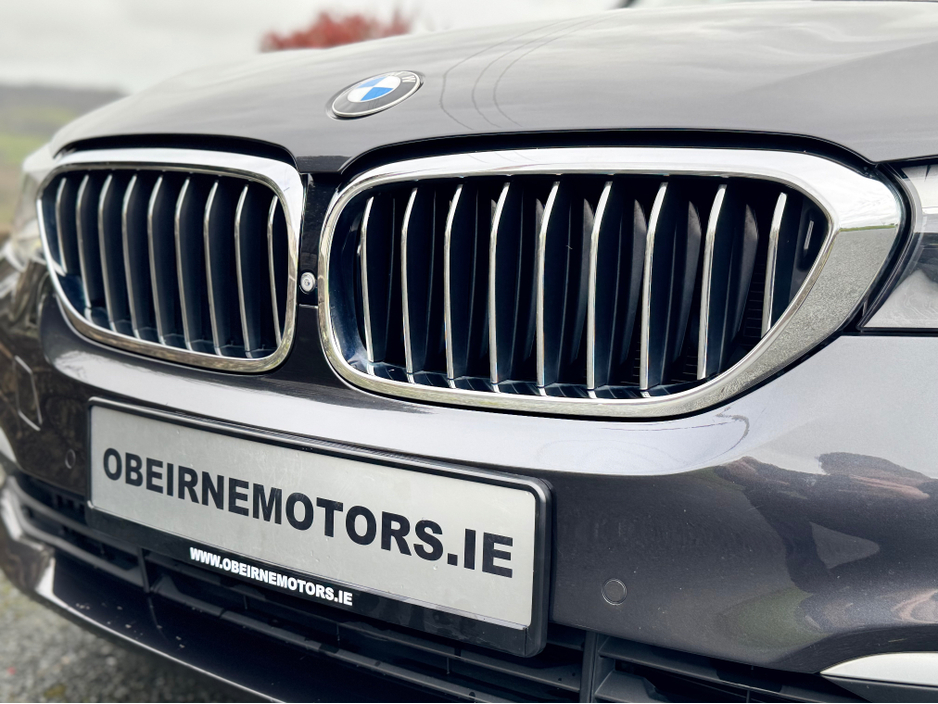 2019 BMW 5 Series 520D TOURING * PANROOF * 3D CAMERA PACK * €24,950
