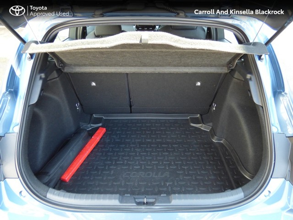 2022 Toyota Corolla Hybrid Luna HB €24,950