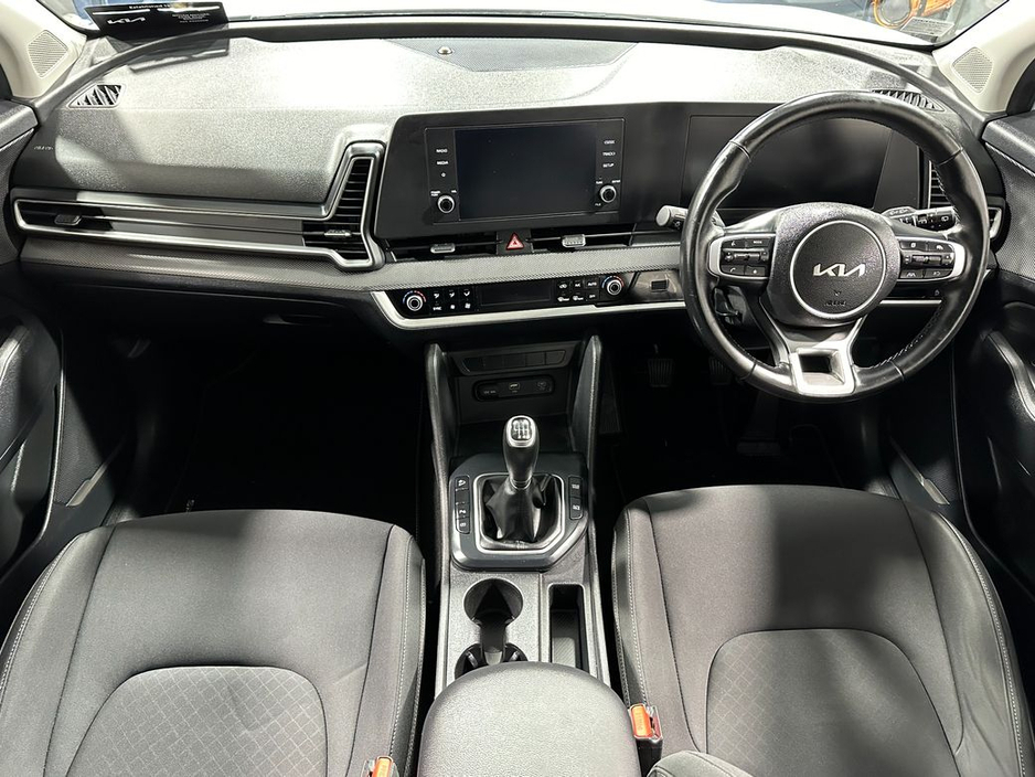 2023 Kia Sportage - image 9