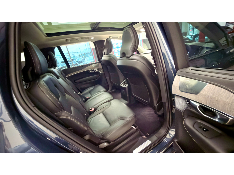2023 Volvo XC90 ULTIMATE T8 RECHARGE AWD €65,500
