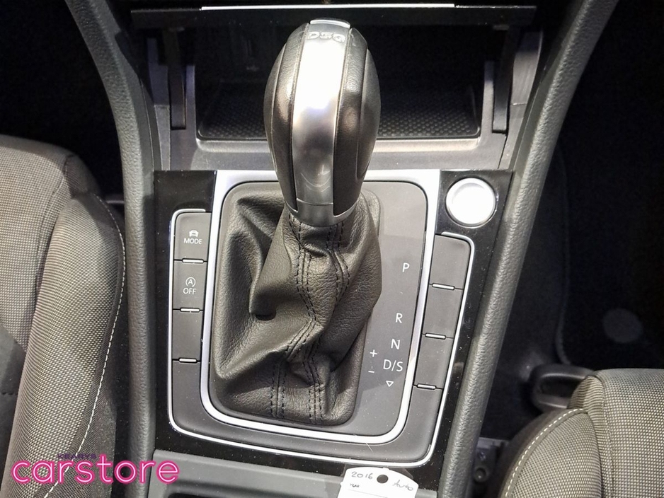 2016 Volkswagen Golf High Line 1.2TSI DSG 5DR 105BHP €17,880