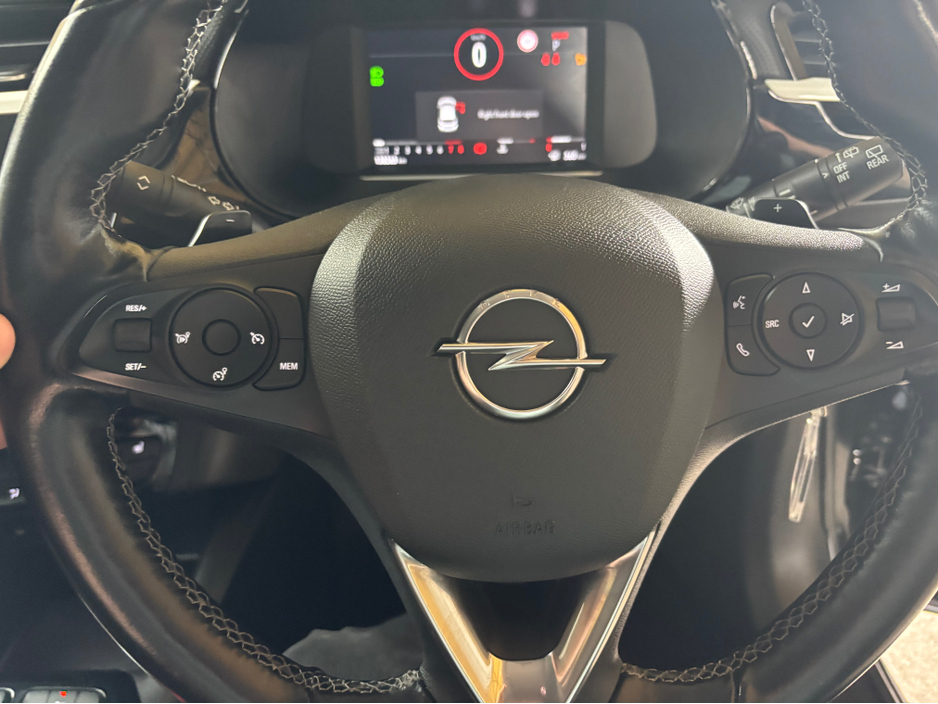 2022 Opel Corsa - image 9