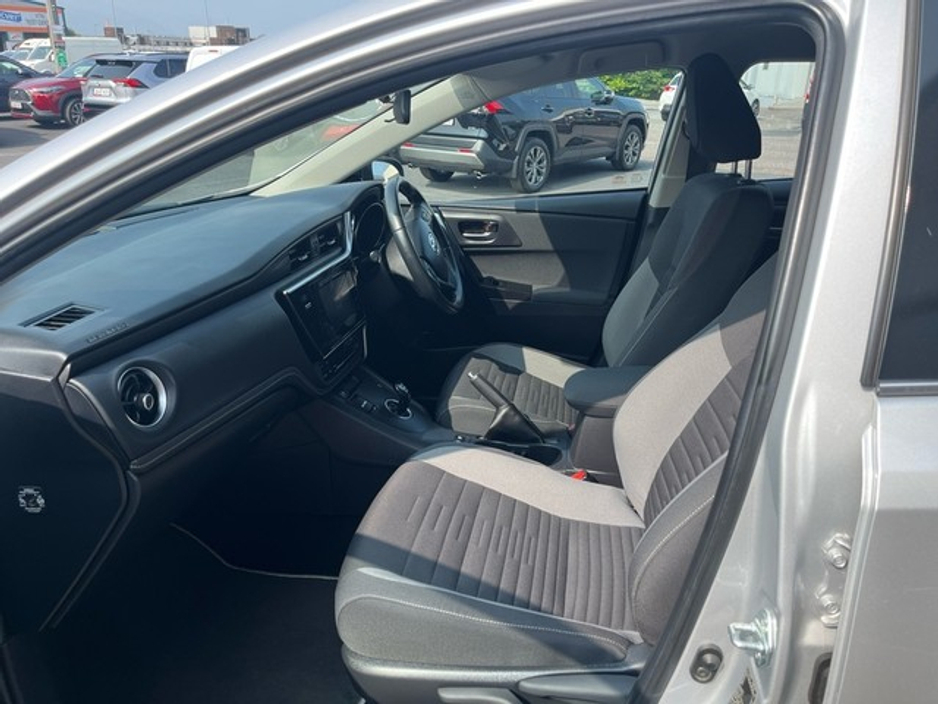 2018 Toyota Auris AURIS HYBRID LUNA 5DR €19,950