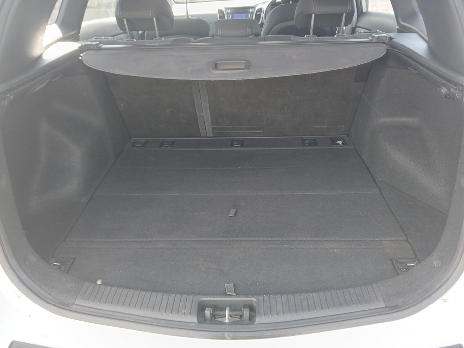 2015 Hyundai i30 - image 7