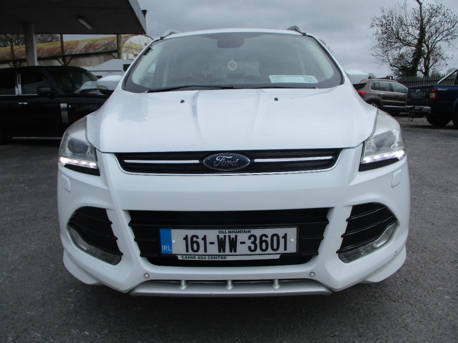2016 Ford Kuga - image 2