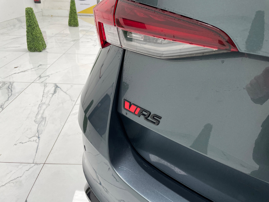 2021 Skoda Octavia - image 10