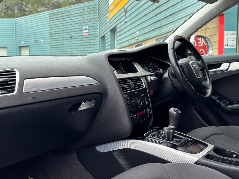 2009 Audi A4 - image 7