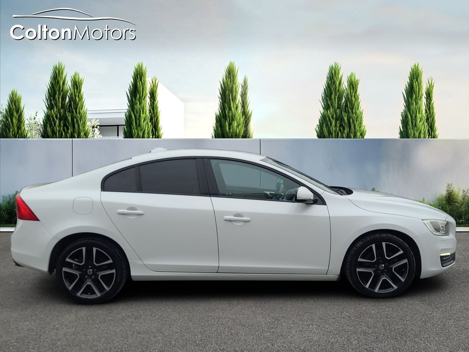 2017 Volvo S60 - image 3