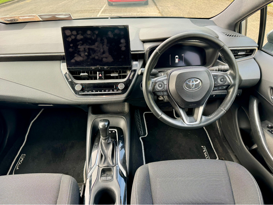 2023 Toyota Corolla - image 22