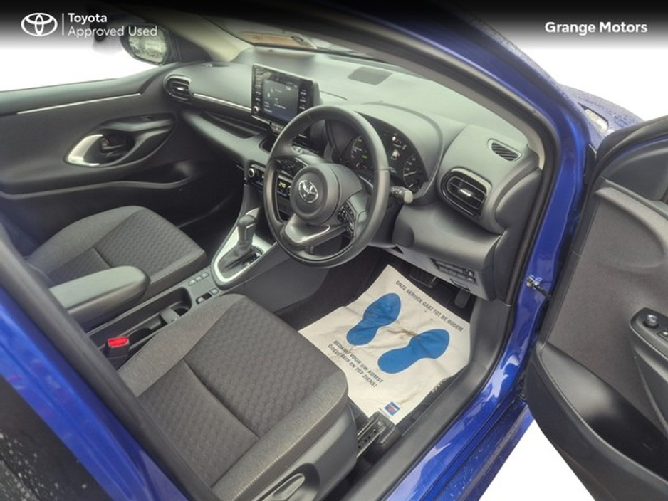 2023 Toyota Yaris 1.5 HYBRID LUNA 5DR €23,950