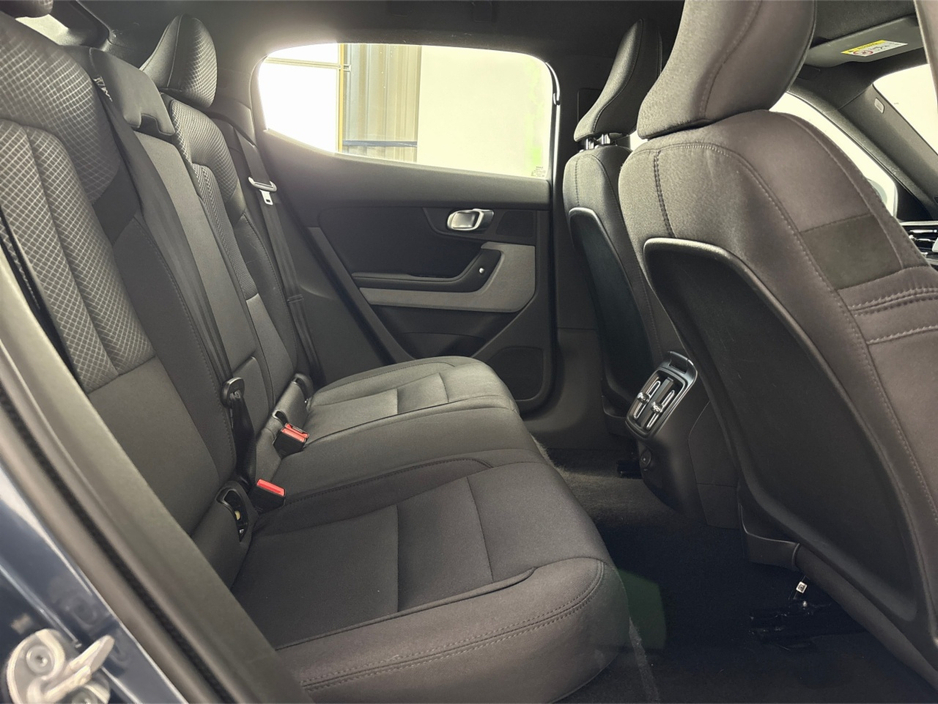 2023 Polestar 2 - image 28