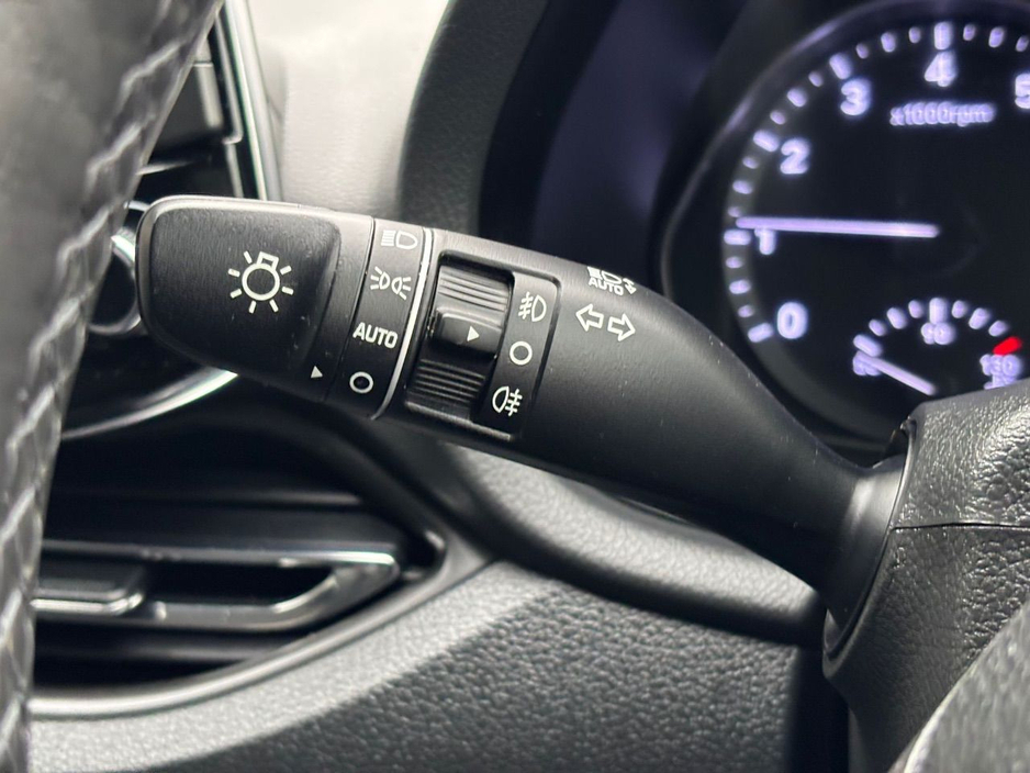 2024 Hyundai i30 - image 23