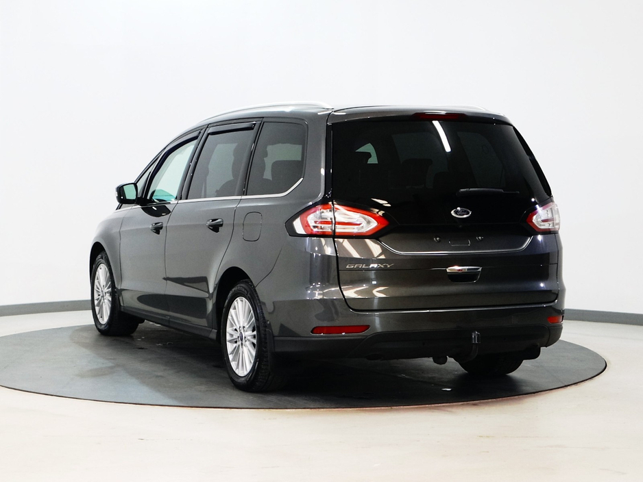 2019 Ford Galaxy - image 6