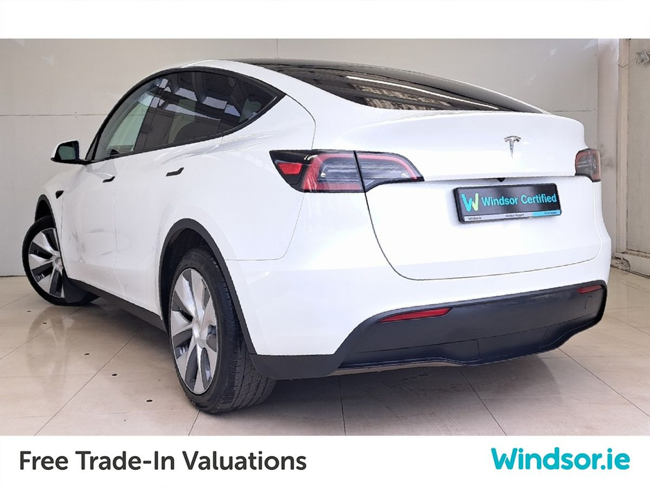 2023 Tesla Model Y - image 2