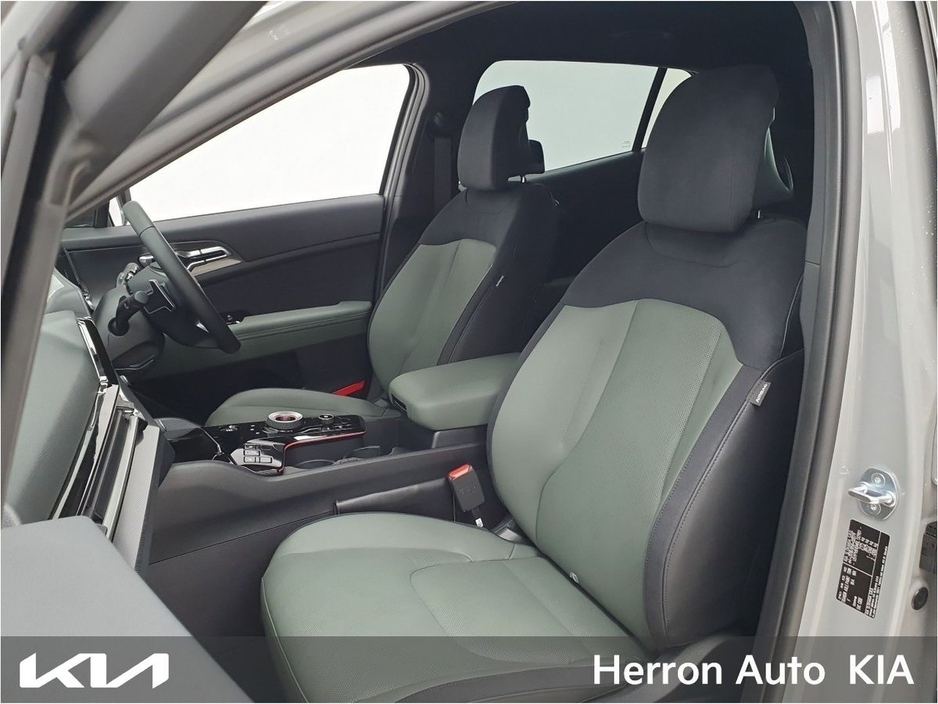 2026 Kia Sportage - image 7