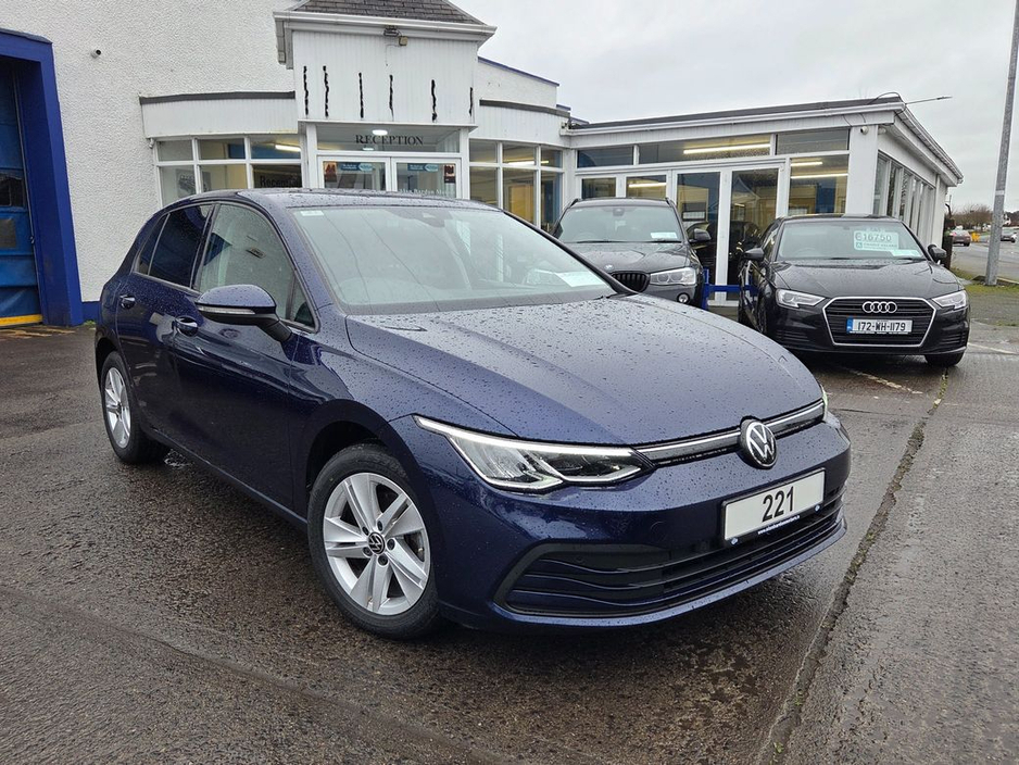 2022 Volkswagen Golf LIFE TDI €25,950
