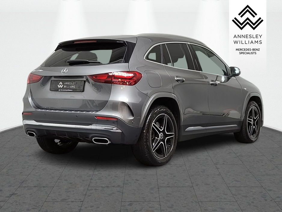 2025 Mercedes-Benz GLA Class GLA250e AMG Line Executive Exclusive Edition