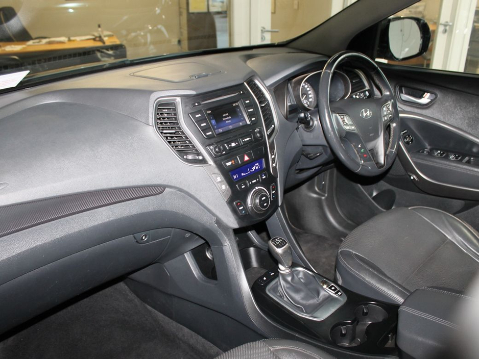 2018 Hyundai Santa Fe Executive 4WD 5DR €22,999