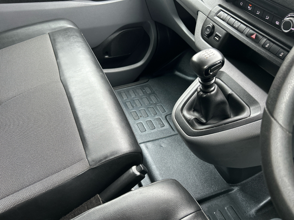 2020 Opel Vivaro L2H1 2.0 D 120PS DIESEL 5DR