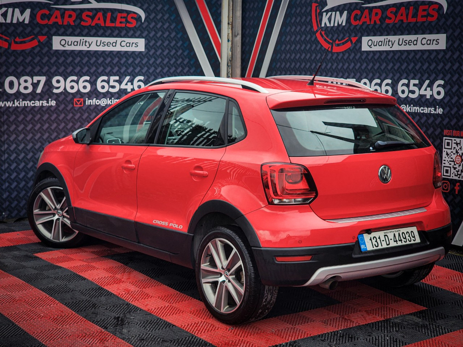 2013 Volkswagen Polo - image 12