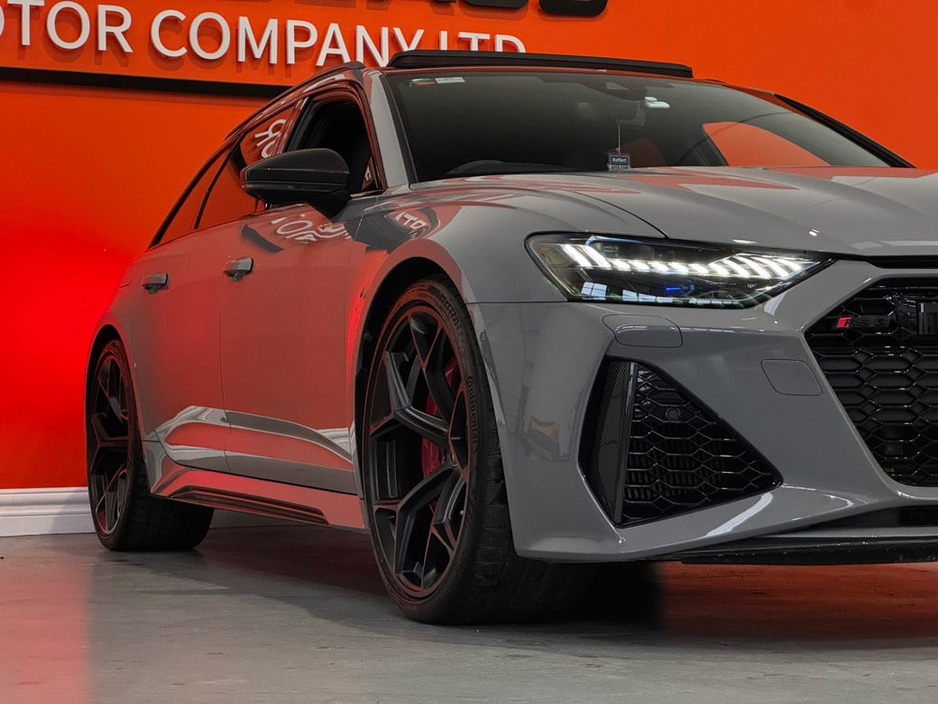 2024 Audi RS6 - image 6