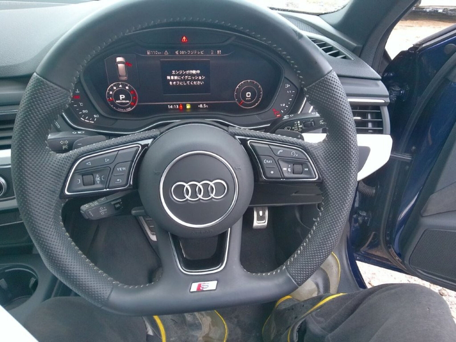 2019 Audi A4 - image 5