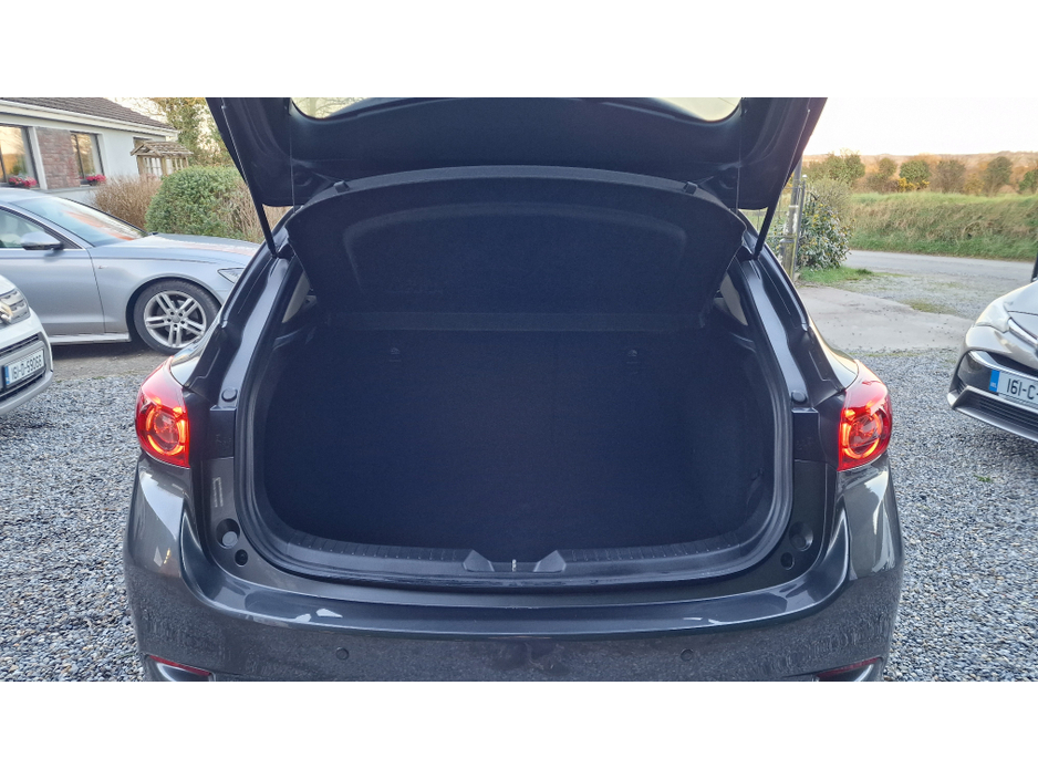 2017 Mazda Mazda3 - image 13