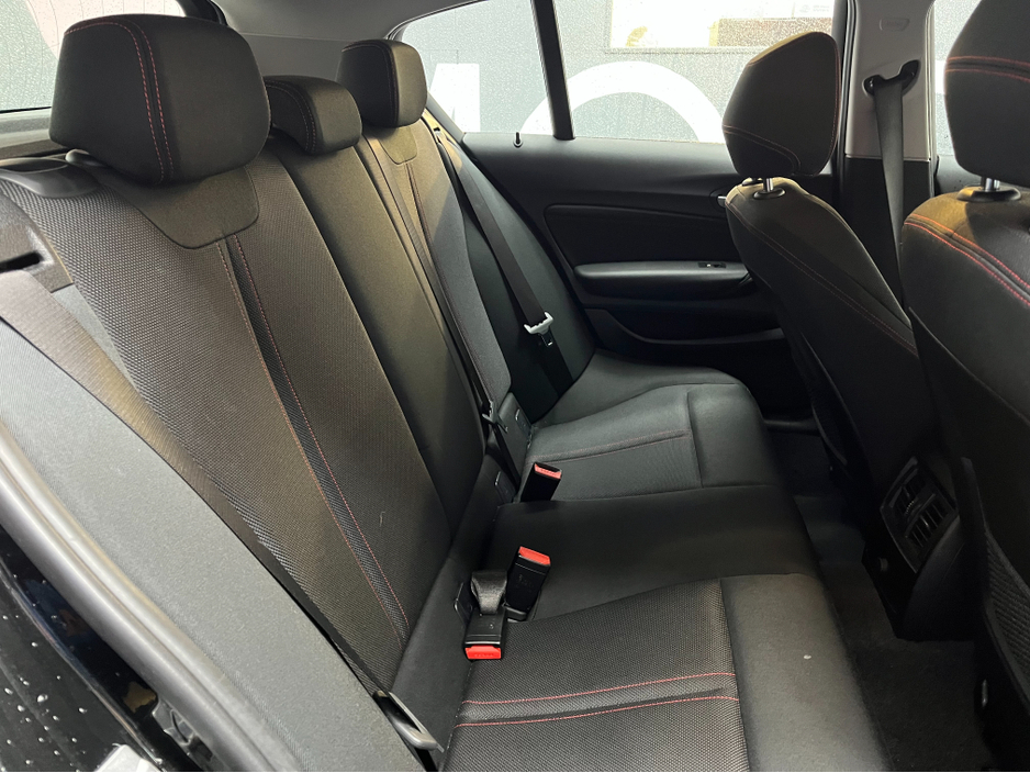 2017 BMW 1 Series €15950 2017 BMW 118D SPORT 2.0 AUTOMATIC / CRUISE CONTROL / REVERSE CAMERA AND MORE €15,950