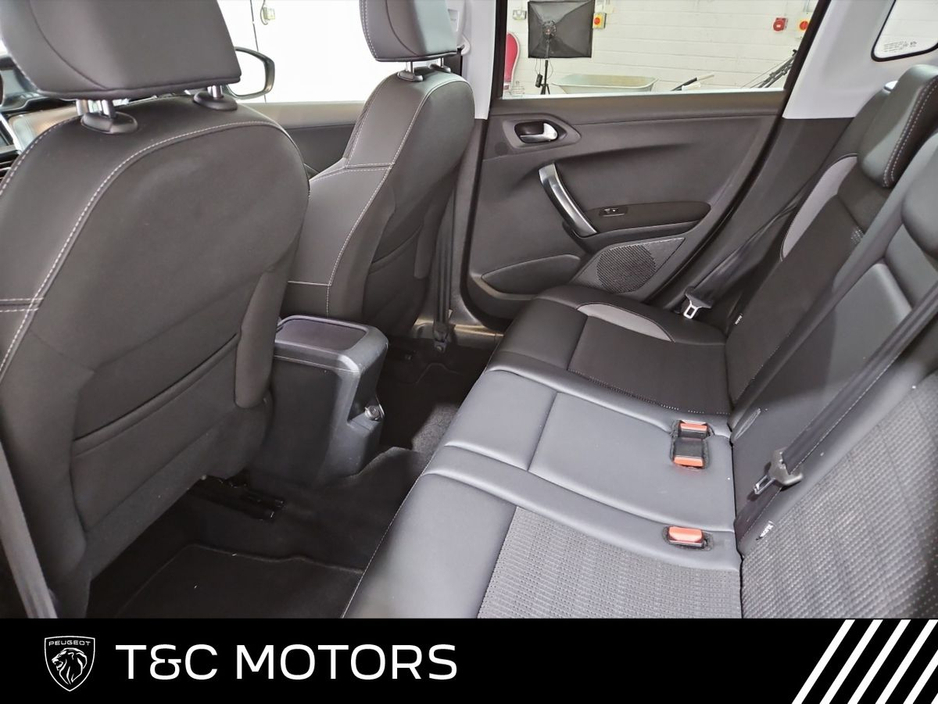 2019 Peugeot 2008 1.2 PureTech 82bhp Allure €14,995