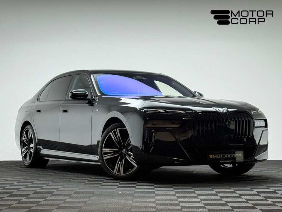 2024 BMW 7 Series 750E M SPORT XDRIVE SAPPHIRE BLACK €94,990