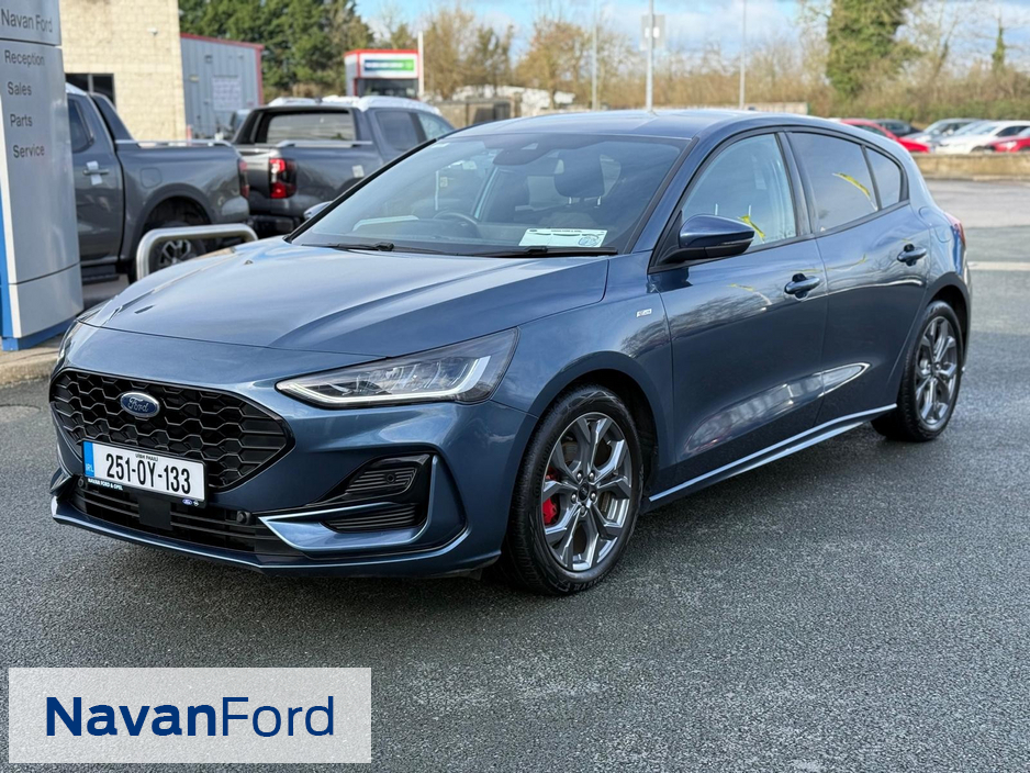 2025 Ford Focus St-Line 1.0 EcoBoost 125Ps **Warranty Jan 2030** €29,950