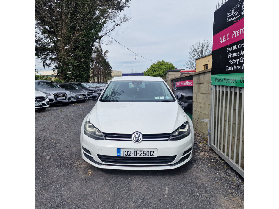 2013 Volkswagen Golf - image 7