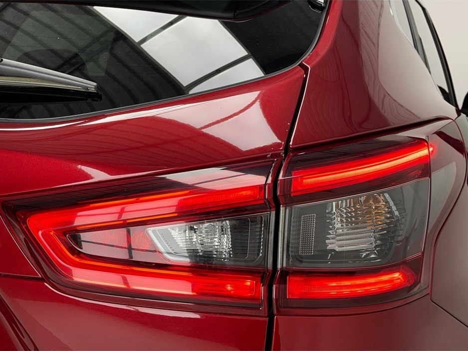 2019 Nissan Qashqai 1.3 SV PREMIUM DCT 4DR**PANORAMIC ROOF**MULTIFUNCTIONAL STEERING WHEEL**SEMI DIGITAL DASH**REVERSE CAMERA**PARKING SENSORS**BLACK CLOTH INTERIOR**FINANCE AVAILABLE** €18,495