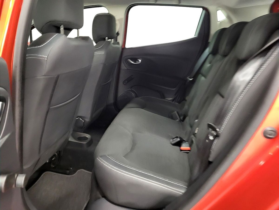 2019 Renault Clio - image 9