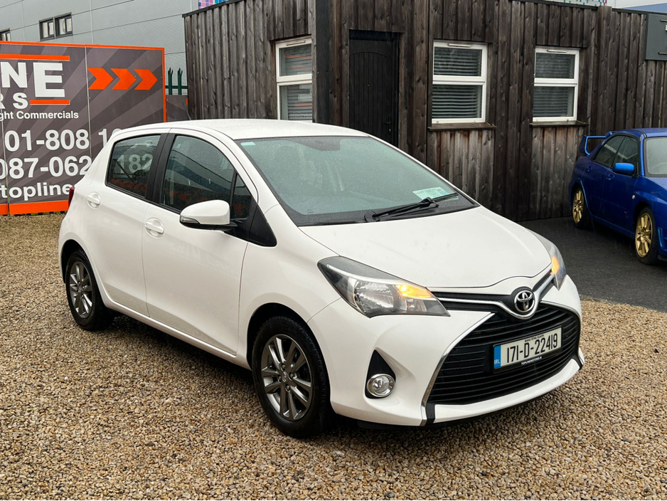 2017 Toyota Yaris ==STUNNING 1.0 LUNA//REVERSING CAMERA//NEW NCT//SERVICED== €10,950