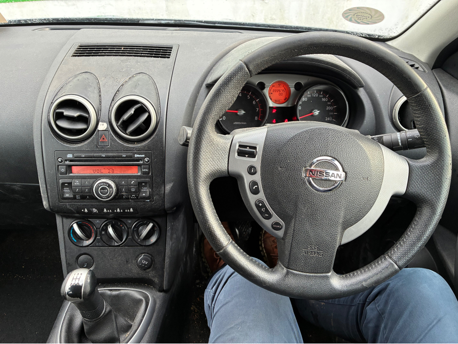 2009 Nissan Qashqai 1.6 SE €1,750