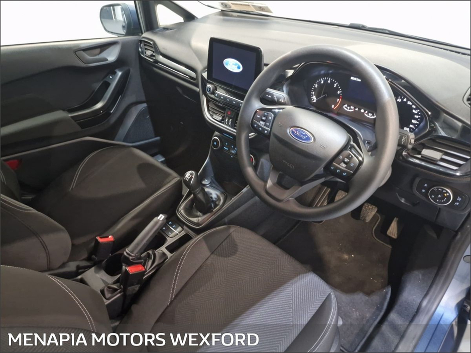 2022 Ford Fiesta - image 6