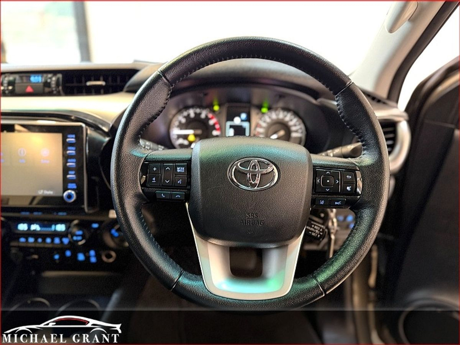 2022 Toyota Hilux AUTOMATIC 2.8D IRISH CAR ONLY 58KM SR5 DOUBLE CAB N1 COMMERCIAL VAT €36,585