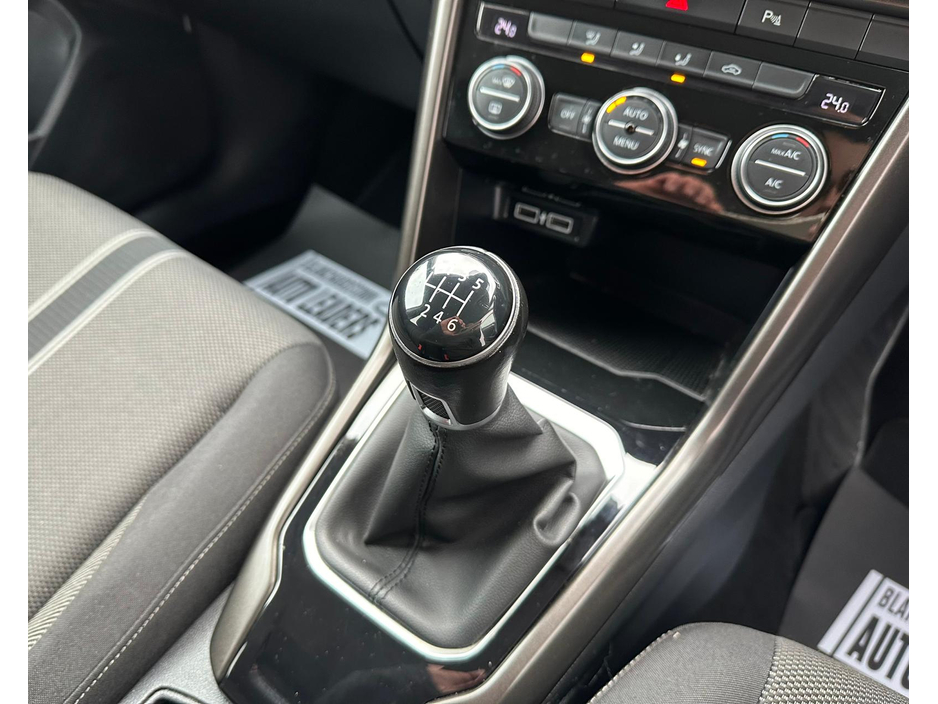 2018 Volkswagen T-Roc 1.0 TSI DESIGN 115HP LOW KM €17,995