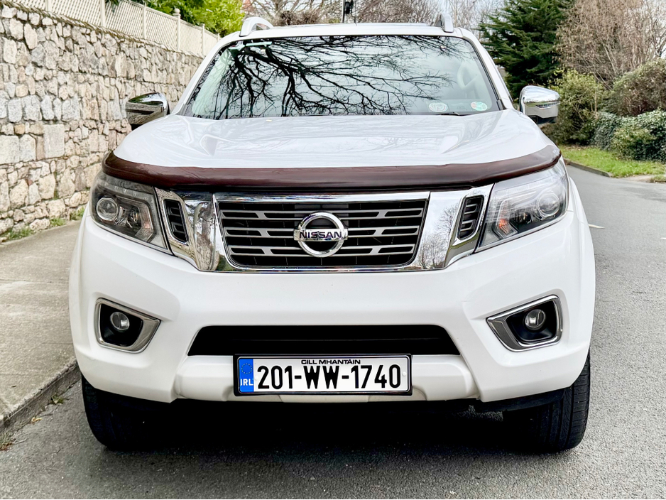 2020 Nissan Navara - image 13
