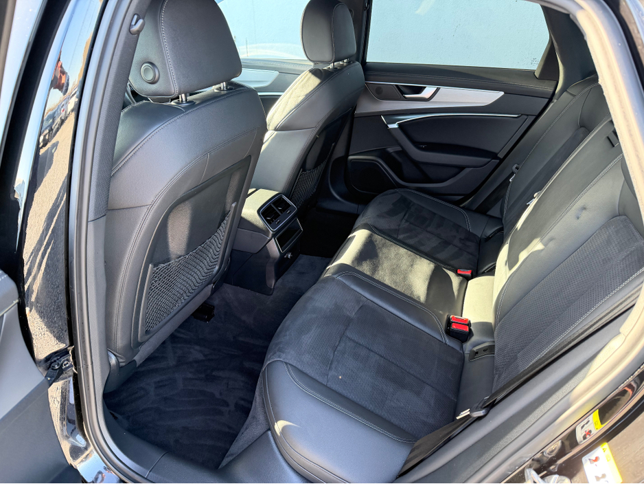 2022 Audi A6 - image 25