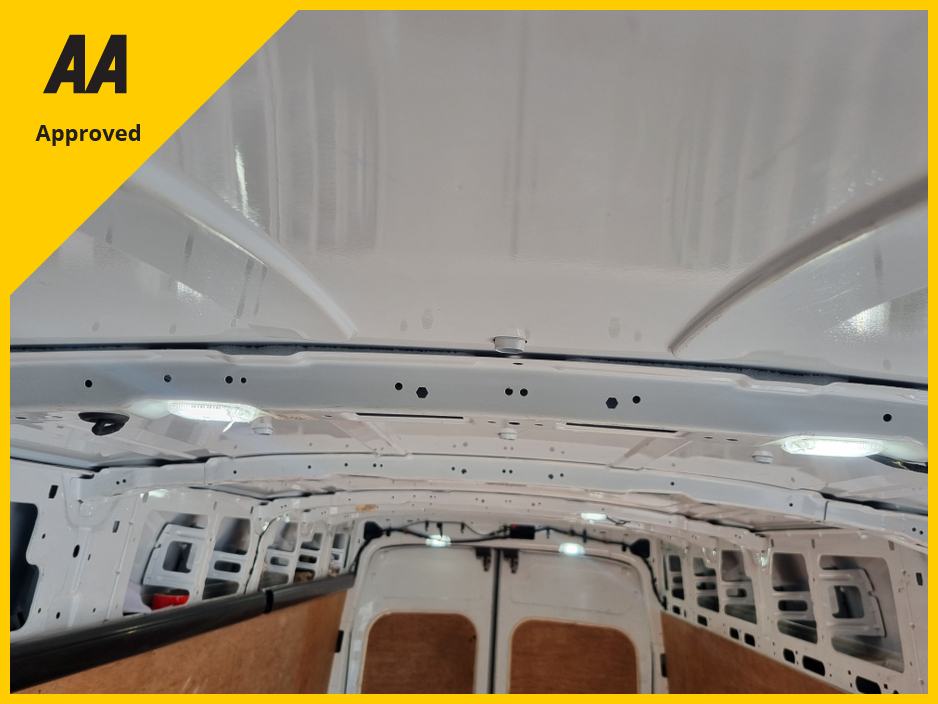 2021 Ford Transit - image 9