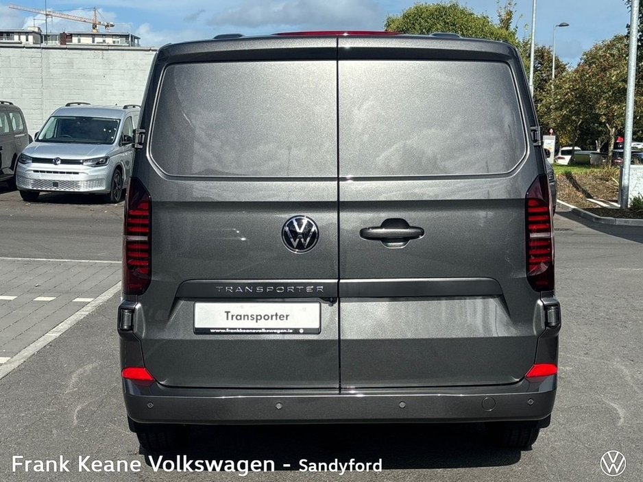 2026 Volkswagen Transporter - image 10