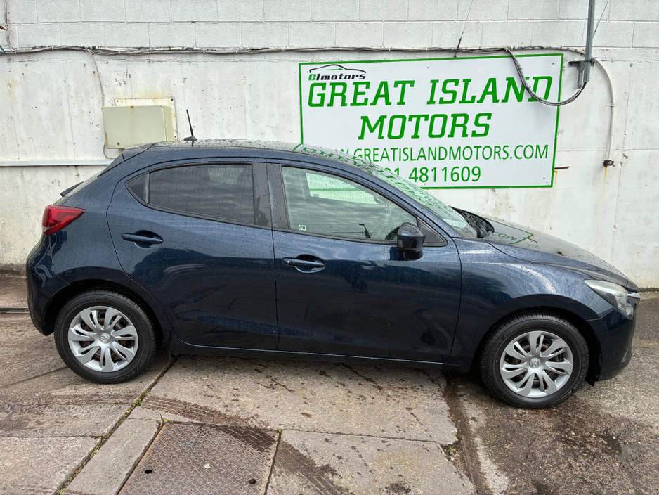 2016 Mazda Demio - image 2