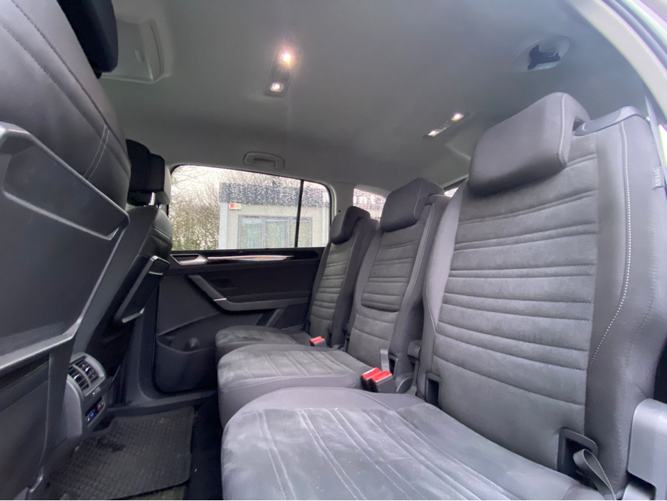 2020 Volkswagen Touran Highline/Auto/7 Seats €28,900