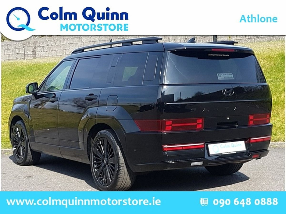 2024 Hyundai Santa Fe - image 3